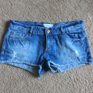 Adorable Jean shorts